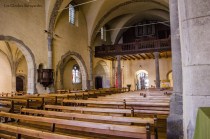 La nef. Au fond, le carillon & l'orgue.